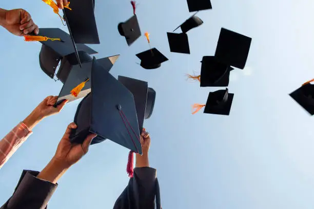 Premières Soutenances de Master Élite à YSEM : L'Excellence à l'Honneur ce Vendredi !